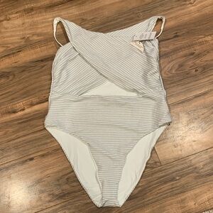 NWT JMP THE LABEL Cheyenne Halter Wrap One-Piece Swimsuit White Shimmer XXL